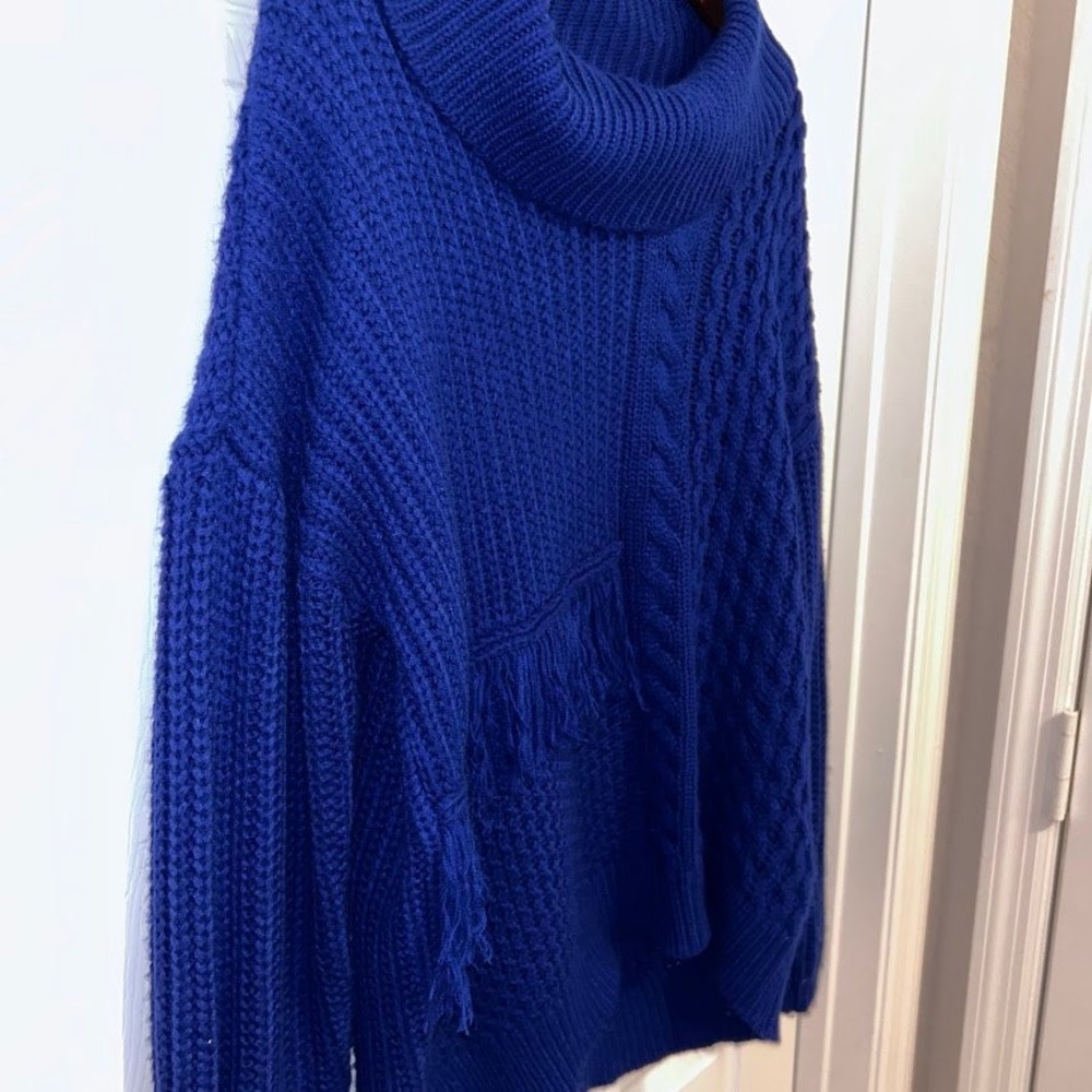 Calvin Klein Women's Sweater XL Cable Knit Chunky Turtleneck Cobalt Blue Fringe - Picture 2 of 8
